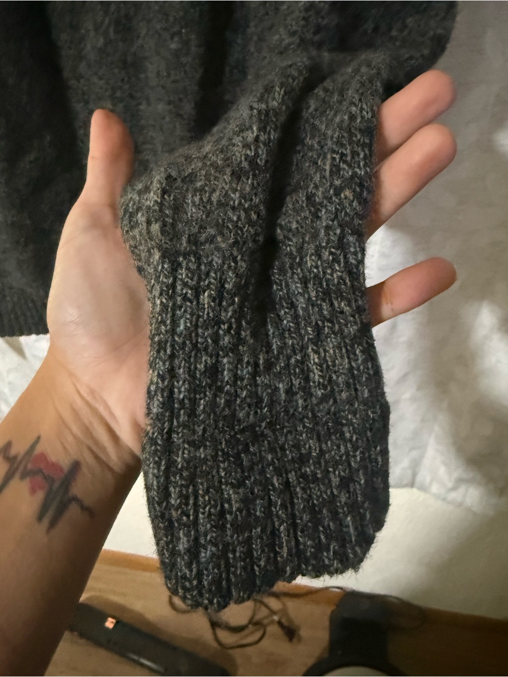 Pendleton Men's grey Crewneck Sweater - Multitone Knit - Picture 5 of 5